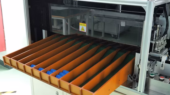 Batteria agli ioni di litio personalizzata ricaricabile da 48 V serie 16, batteria agli ioni di litio da 150 Ah per batteria di accumulo dell'energia domestica con APP Bluetooth